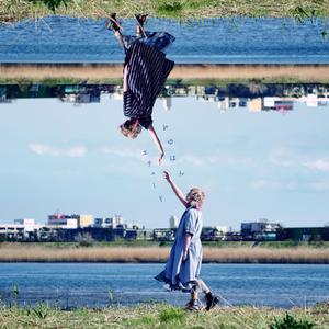 日本熟妇黑森林毛茸茸
